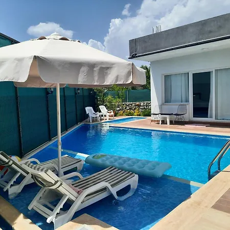 Tiele Villa